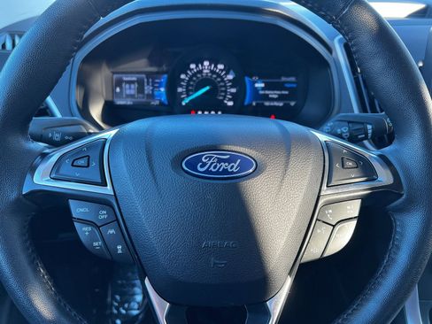 Used 2024 Ford Edge SEL image 13