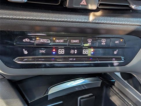 Used 2022 Buick Envision Preferred image 28