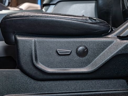 Used 2021 Ford F250 XLT w/ XLT Value Package image 20