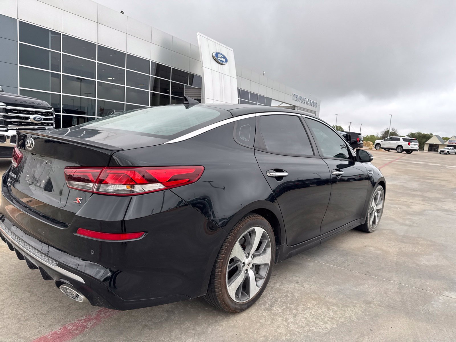 Used 2020 Kia Optima S FWD image 3
