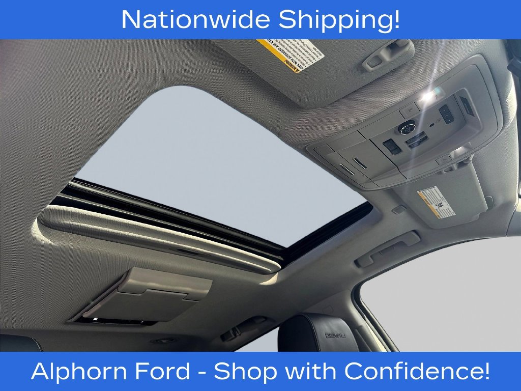 Used 2020 GMC Yukon Denali w/ Denali Premium Package AWD/4WD image 28