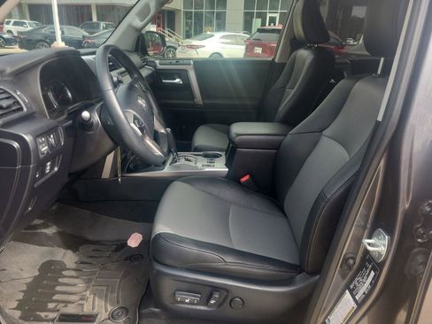 Certified 2019 Toyota 4Runner SR5 Premium image 14