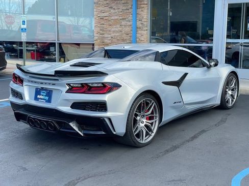 Used 2023 Chevrolet Corvette Z06 w/ Stealth Interior Trim Package RWD image 13