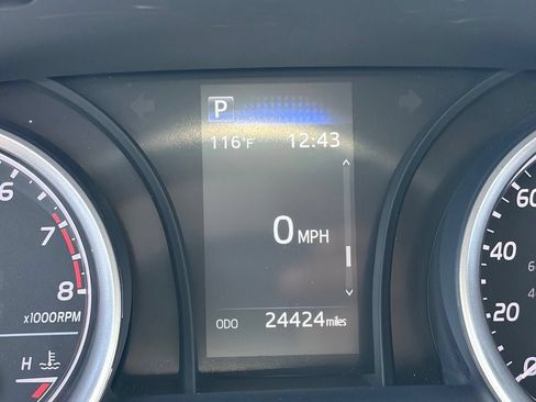 Used 2024 Toyota Camry LE FWD image 11