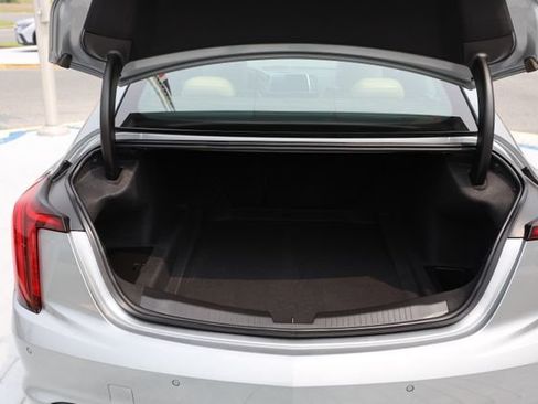 Used 2023 Cadillac CT5 Luxury w/ Sun And Sound Package AWD/4WD image 10