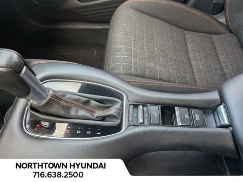 Used 2023 Honda HR-V Sport image 14