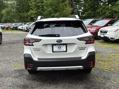 Used 2022 Subaru Outback Touring AWD/4WD image 7