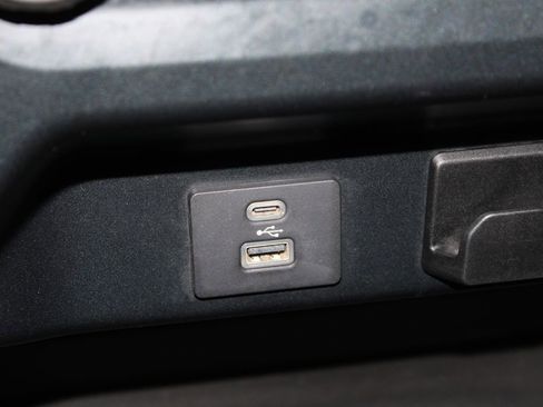 Used 2022 Ford F150 XLT w/ Trailer Tow Package image 45