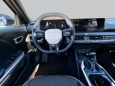 Used 2025 Kia K4 GT-Line w/ GT-Line Sunroof Package FWD image 6