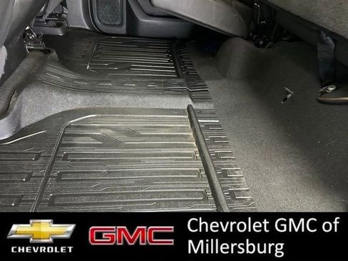 Used 2021 GMC Sierra 2500 SLT w/ SLT Premium Package AWD/4WD image 26