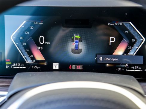 New 2026 BMW X5 xDrive50e w/ Executive Package image 14