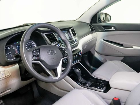Used 2018 Hyundai Tucson SEL FWD image 13