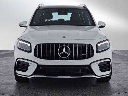 Certified 2025 Mercedes-Benz GLB 35 AMG 4MATIC image 10