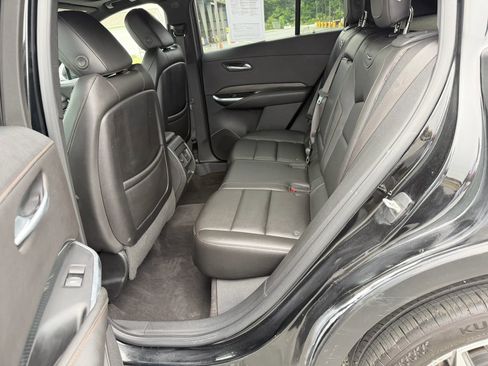 Used 2019 Cadillac XT4 Sport w/ Cold Weather Package FWD image 11