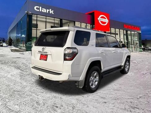 Used 2018 Toyota 4Runner SR5 image 7