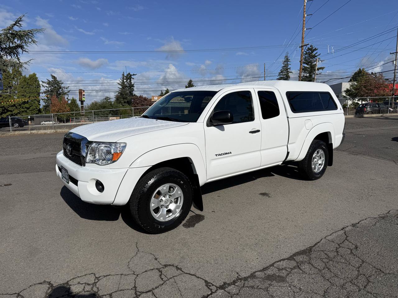 Used 2011 Toyota Tacoma 4x4 Access Cab w/ SR5 Pkg #2 image 3