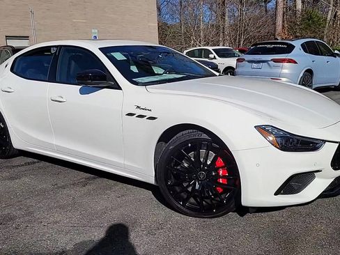 New 2024 Maserati Ghibli Modena Ultima Q4 image 2