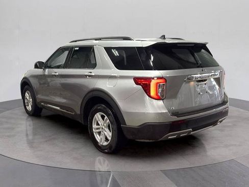 Certified 2024 Ford Explorer XLT w/ Equipment Group 202A AWD/4WD image 3