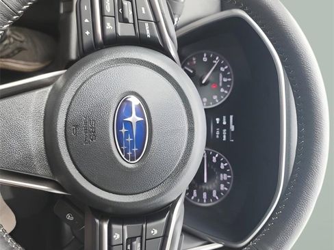 Used 2025 Subaru Outback Limited image 18