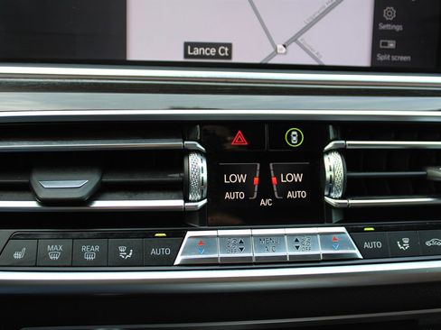 Used 2019 BMW X5 xDrive40i w/ M Sport Package image 35