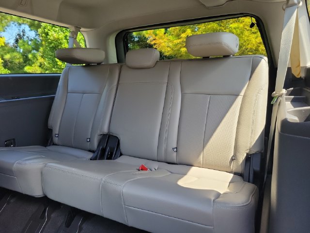 Used 2021 Ford Expedition Max XLT RWD image 10
