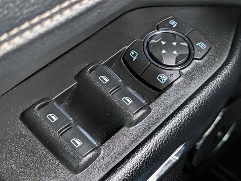 Used 2021 Ford Expedition Limited image 23