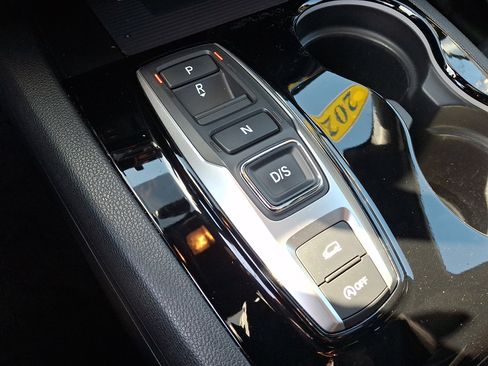 Used 2023 Honda Passport Elite image 15