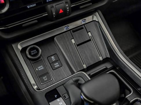 Used 2025 Lexus GX 550 image 60