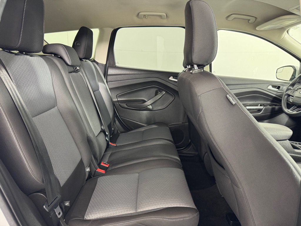 Used 2018 Ford Escape SE w/ SE Sync 3 Package FWD image 24