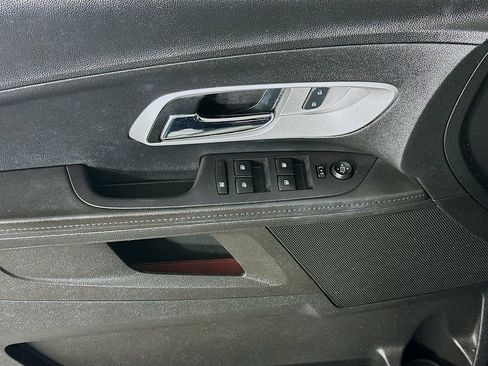 Used 2016 Chevrolet Equinox LT w/ Convenience Package image 21