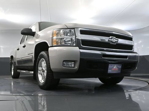 Used 2009 Chevrolet Silverado 1500 LT w/ Power Pack Plus AWD/4WD image 45