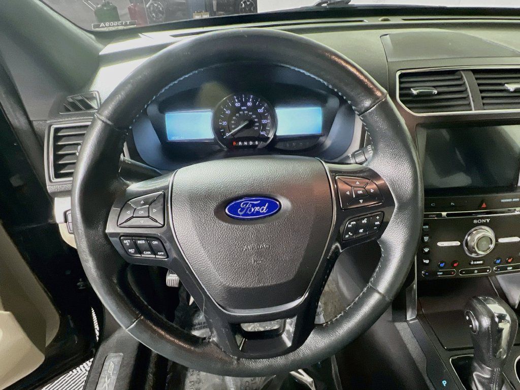Used 2018 Ford Explorer Limited AWD/4WD image 10