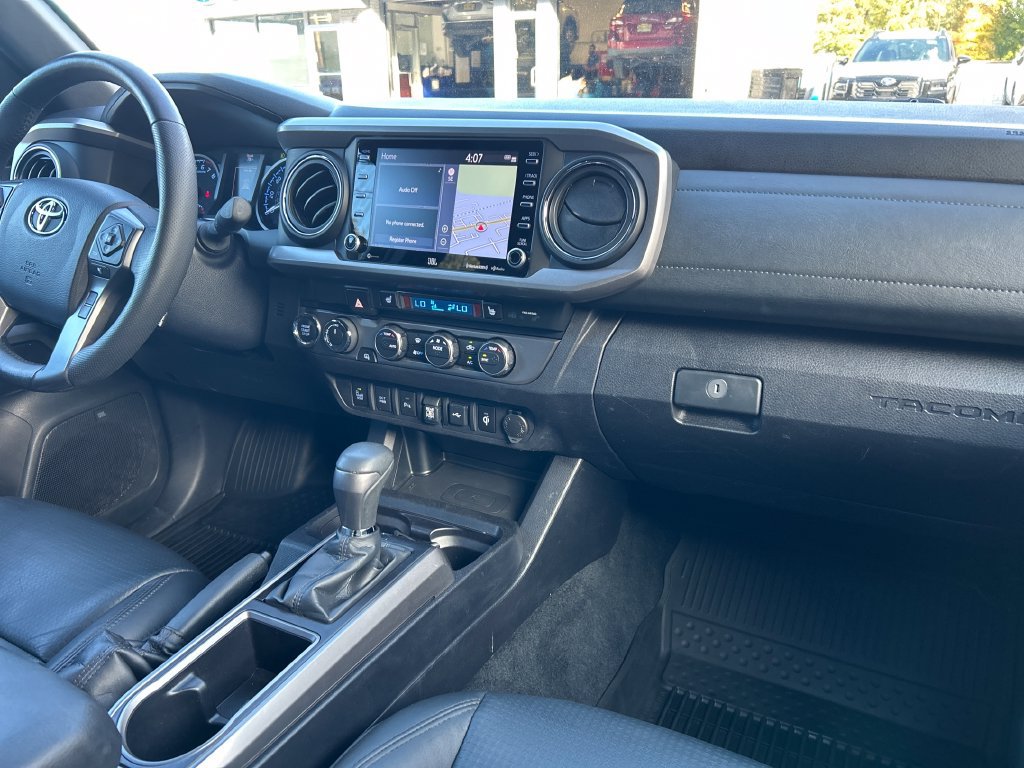 Used 2021 Toyota Tacoma Limited AWD/4WD image 30
