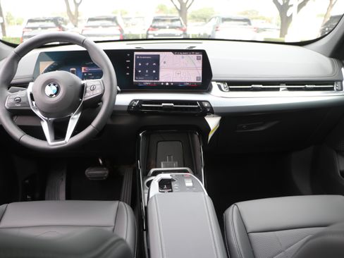 Used 2025 BMW X1 xDrive28i w/ Convenience Package AWD/4WD image 29