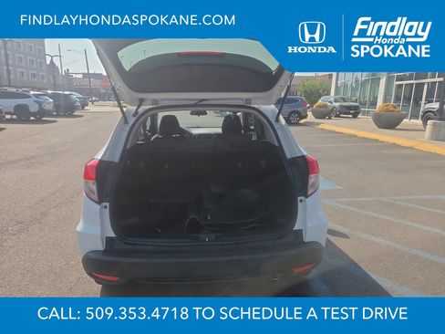 Used 2022 Honda HR-V EX image 11