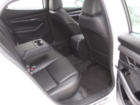 Used 2024 MAZDA MAZDA3 s image 38