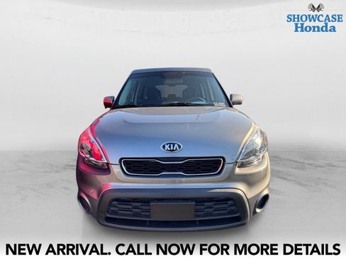 Used 2013 Kia Soul FWD image 9