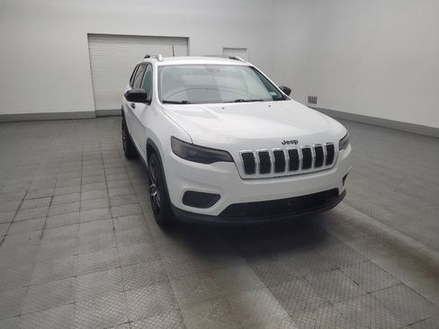 Used 2021 Jeep Cherokee Latitude FWD image 13