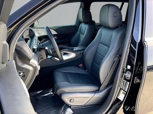 Certified 2025 Mercedes-Benz GLS 450 4MATIC image 27