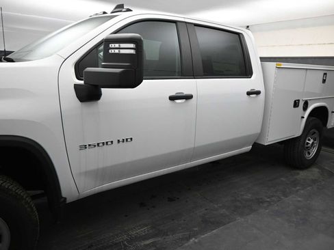 Used 2024 Chevrolet Silverado 3500 W/T w/ WT Convenience Package AWD/4WD image 4