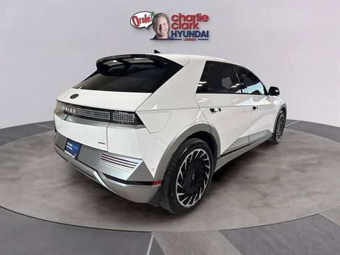 Certified 2023 Hyundai Ioniq 5 Limited w/ Cargo Package image 4