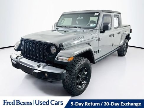 Used 2023 Jeep Gladiator Sport AWD/4WD image 3