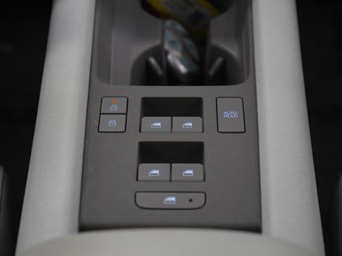 Used 2023 Hyundai Ioniq 6 Limited AWD/4WD image 18