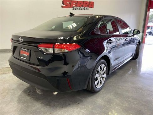 Used 2026 Toyota Corolla LE image 3
