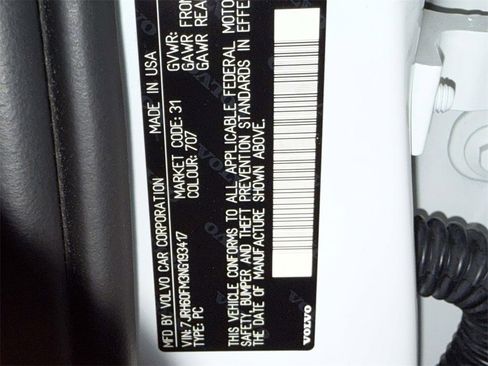 Used 2022 Volvo S60 T8 R-Design w/ Advanced Package image 30