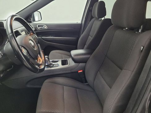 Used 2021 Jeep Grand Cherokee Laredo image 17