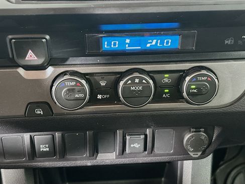 Used 2023 Toyota Tacoma SR RWD image 22