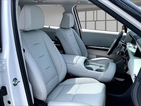 Used 2026 Hyundai Palisade Calligraphy FWD image 28