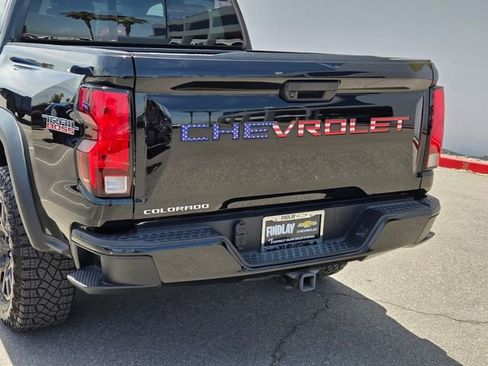Certified 2024 Chevrolet Colorado Trail Boss w/ Advanced Trailering Package AWD/4WD image 5
