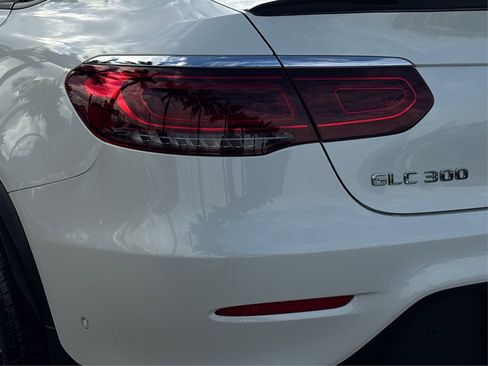 Used 2023 Mercedes-Benz GLC 300 4MATIC Coupe image 15